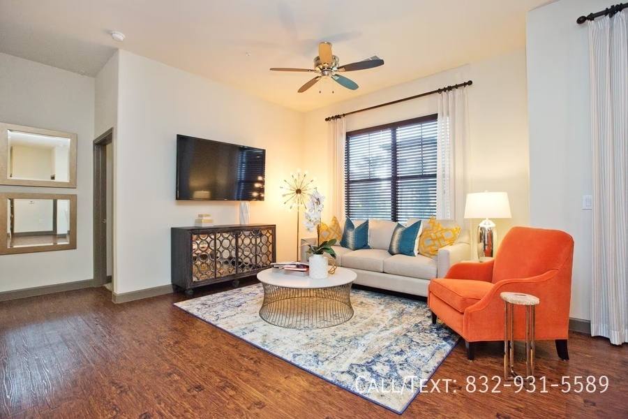 Apartment for rent at 2315 Farm To Market 2920 #ESC2, Spring, TX 77388