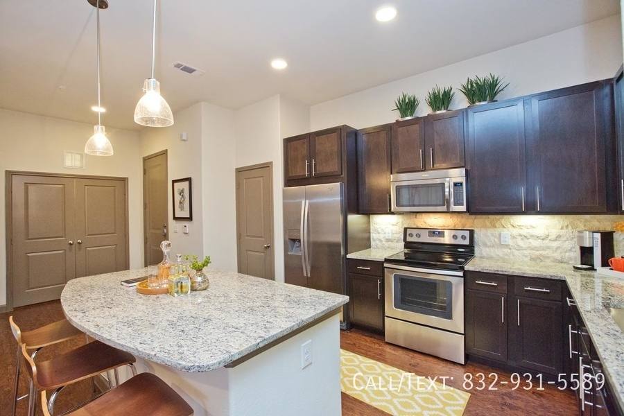 Apartment for rent at 2315 Farm To Market 2920 #ESC2, Spring, TX 77388