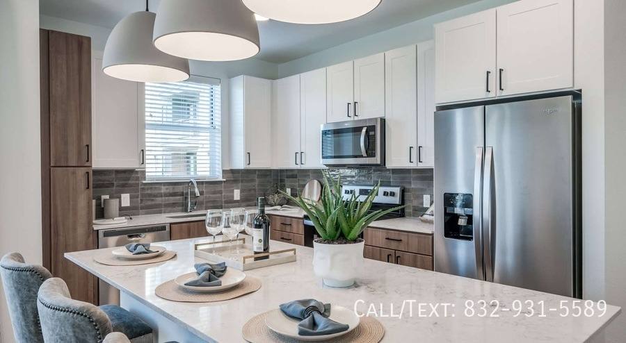 Apartment for rent at 18320 Central Creek Dr, Cypress, TX 77433