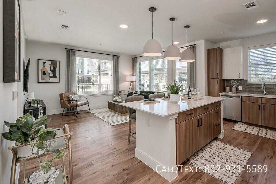 Apartment for rent at 18320 Central Creek Dr, Cypress, TX 77433