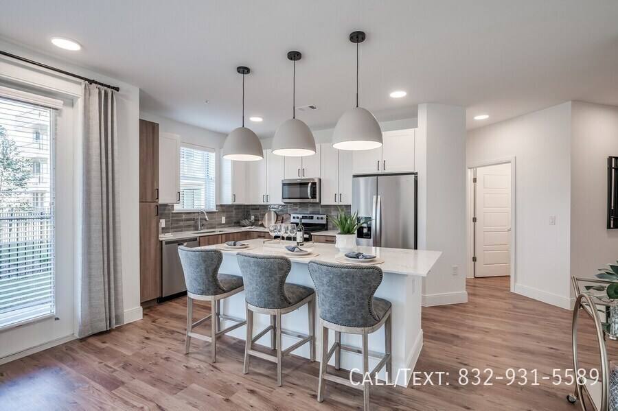 Apartment for rent at 18320 Central Creek Dr, Cypress, TX 77433