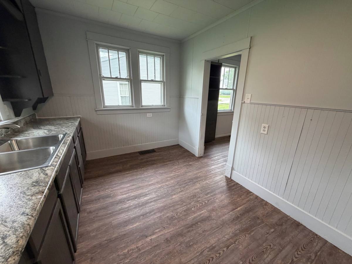 House for rent at 426 Maple W, Hoopeston, IL 60942