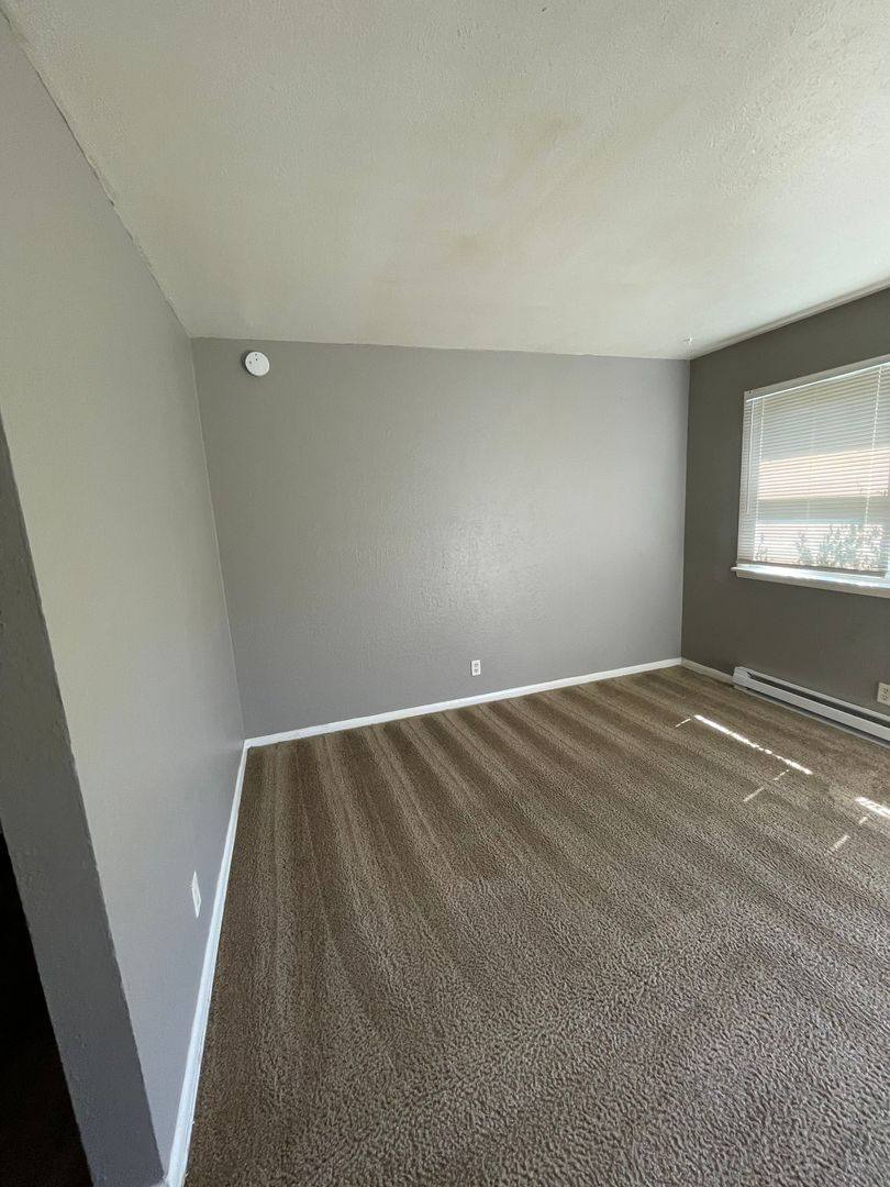 Apartment for rent at 3256-3258 Mooresville Rd, Indianapolis, IN 46221