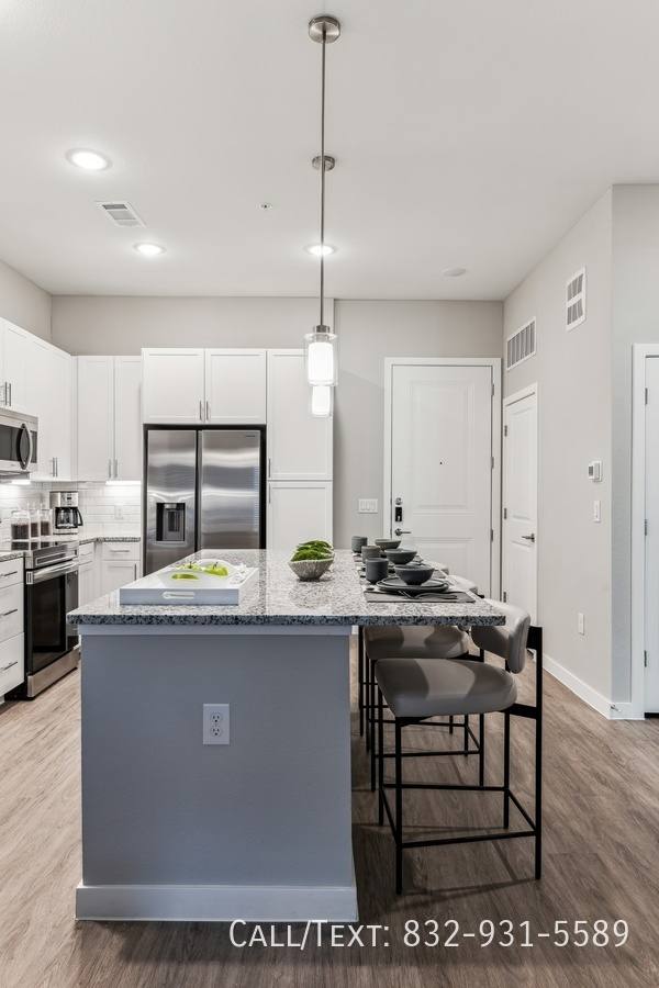 Apartment for rent at 15801 N Barkers Landing Rd #MASX, Houston, TX 77079