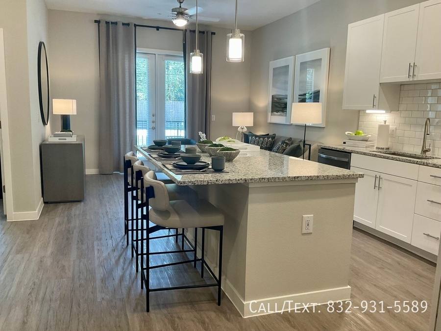 Apartment for rent at 15801 N Barkers Landing Rd #MASX, Houston, TX 77079
