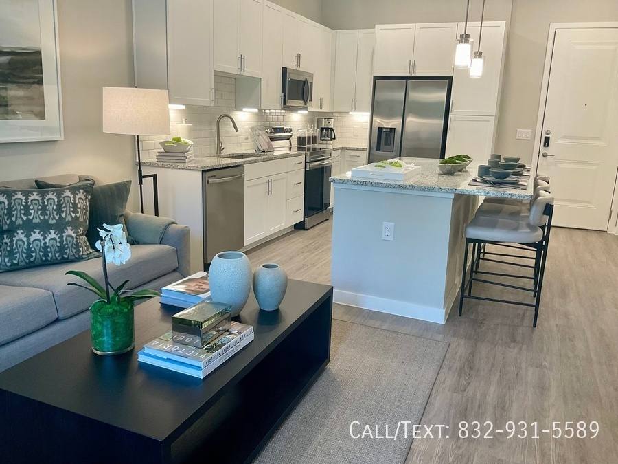 Apartment for rent at 15801 N Barkers Landing Rd #MASX, Houston, TX 77079