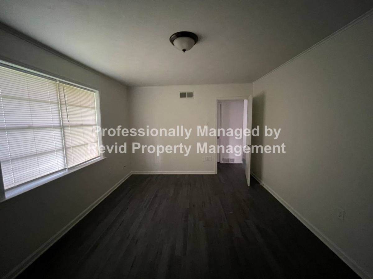 House for rent at 3269 Sunrise St, Memphis, TN 38127