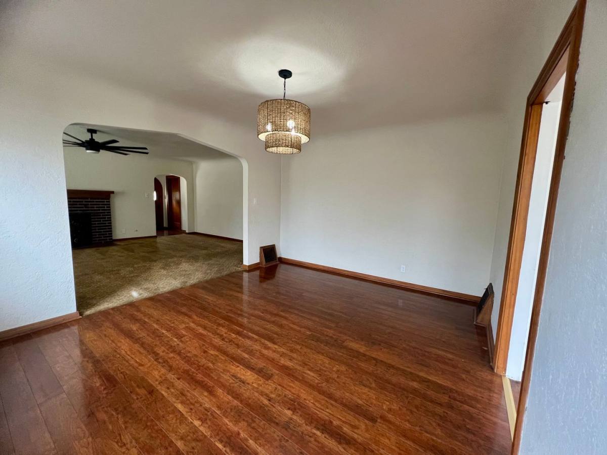 Townhouse for rent at 790 E San Joaquin Ave, Tulare, CA 93274