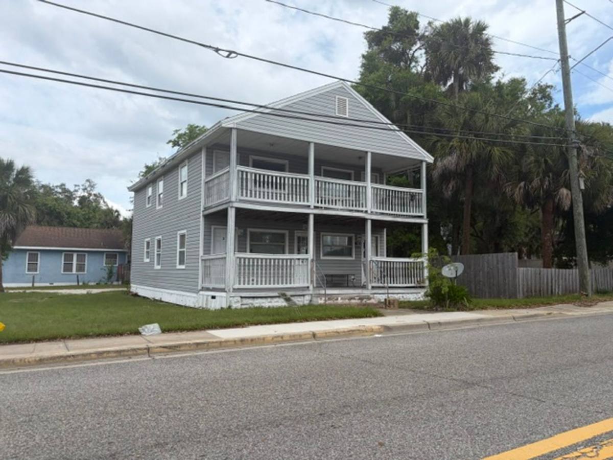 Apartment for rent at 322 Bellevue Ave, Daytona Beach, FL 32114