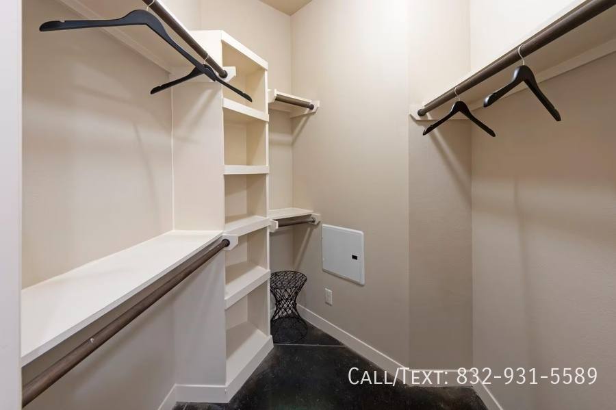 Apartment for rent at 6400 Bertner Ave #EMC, Houston, TX 77030