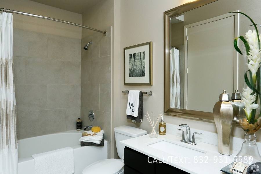 Apartment for rent at 6400 Bertner Ave #EMC, Houston, TX 77030