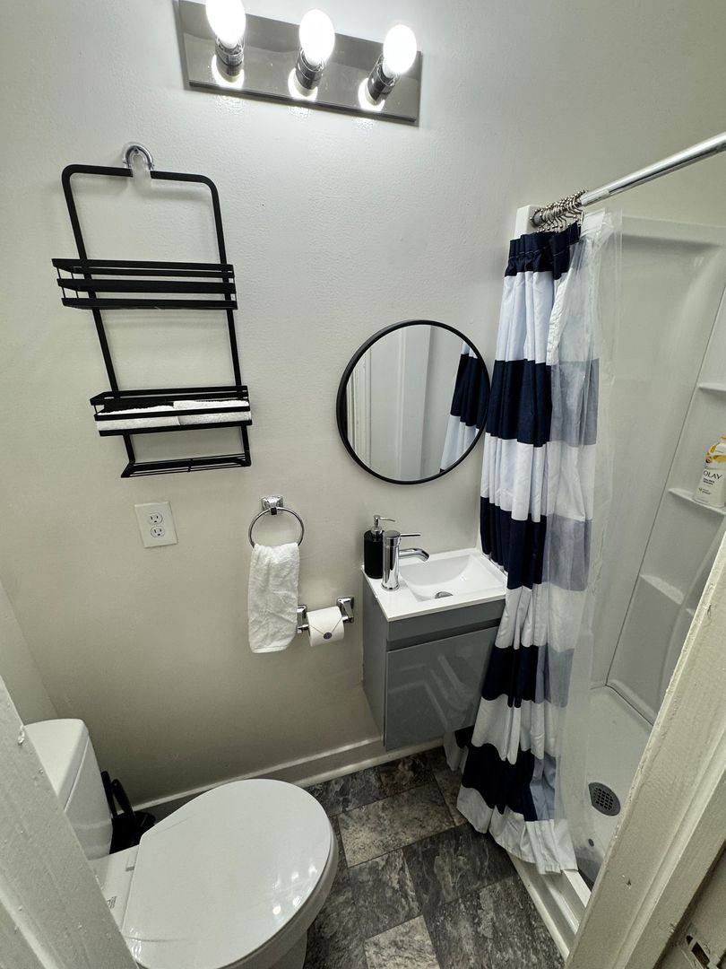 House for rent at 1732 Winder St, Richmond, VA 23220