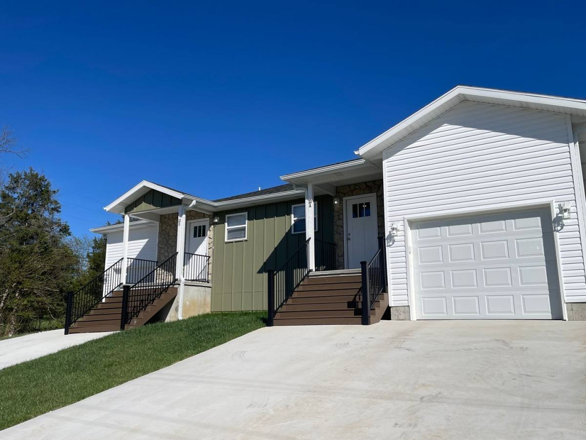 House for rent at 10 C St, Kimberling City, MO 65686