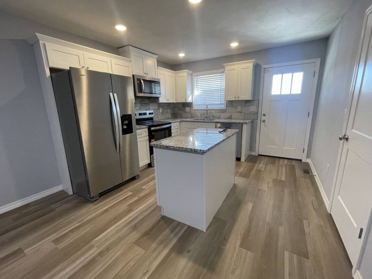 House for rent at 10 C St, Kimberling City, MO 65686