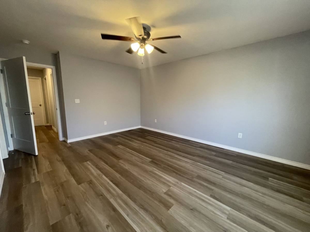 House for rent at 10 C St, Kimberling City, MO 65686