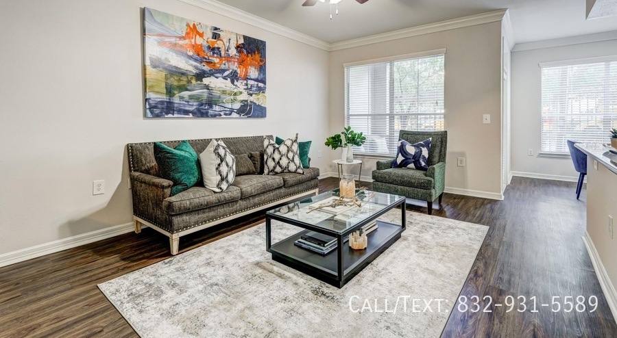 Apartment for rent at 4899 La Branch St #TPMD, Houston, TX 77004