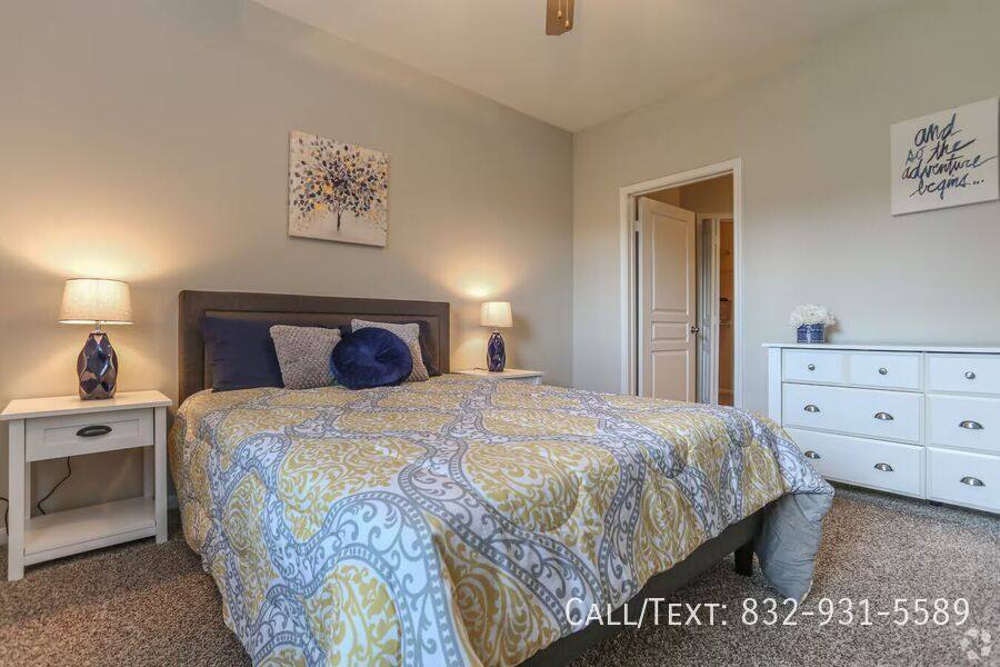 Apartment for rent at 3196 John Lizer Rd #SAPD2, Pearland, TX 77581