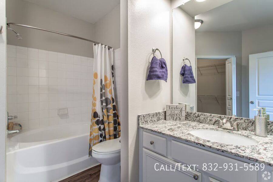 Apartment for rent at 3196 John Lizer Rd #SAPD2, Pearland, TX 77581
