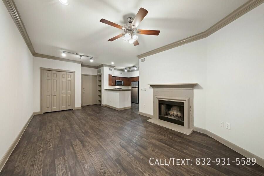 Apartment for rent at 8882 Westheimer Rd #RAEE2, Houston, TX 77063