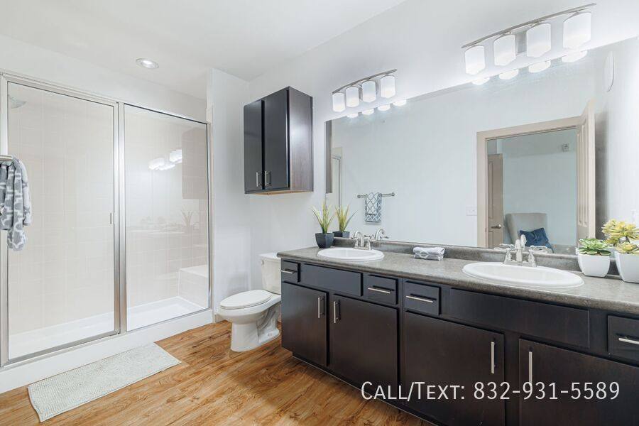 Apartment for rent at 1562 N Westgreen Blvd #DW4, Katy, TX 77449