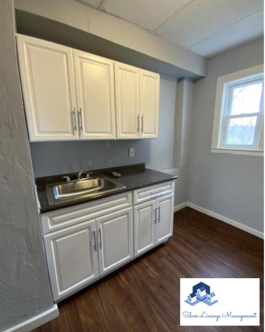 Apartment for rent at 72 Wall St, Worcester, MA 01604