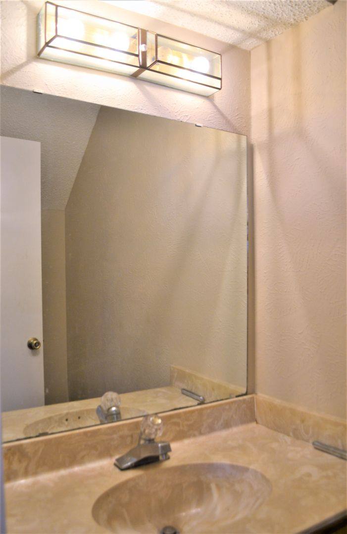 Townhouse for rent at 1251 Dallas Dr, Denton, TX 76205