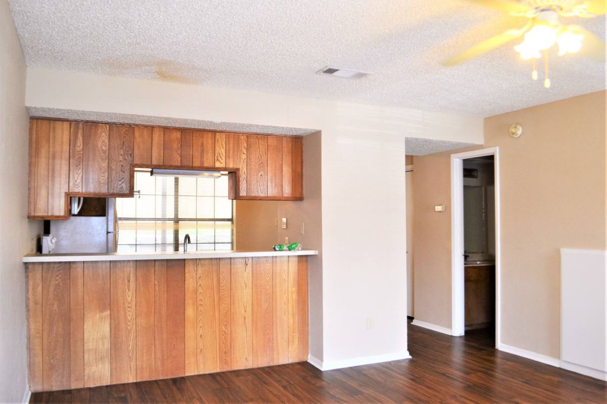 Townhouse for rent at 1251 Dallas Dr, Denton, TX 76205