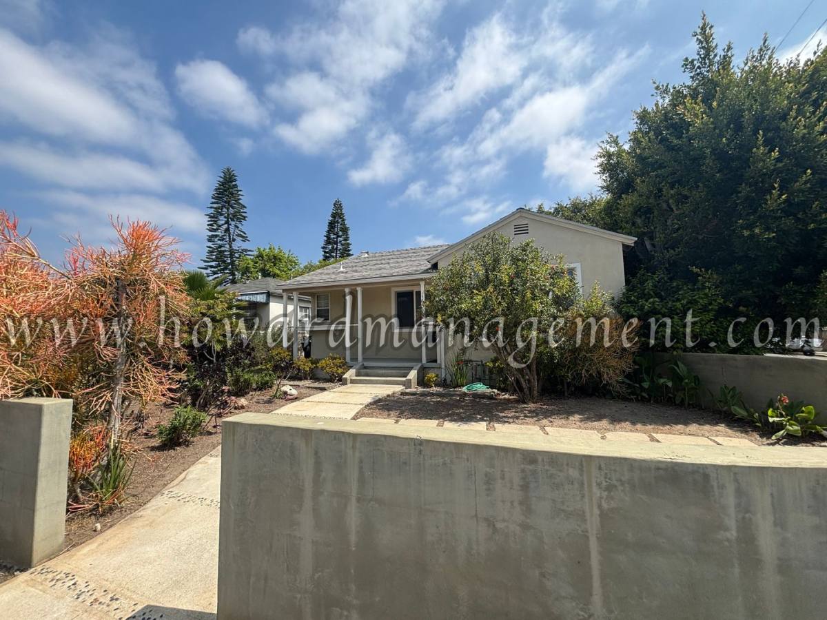 Apartment for rent at 1658 Centinela Ave, Los Angeles, CA 90025