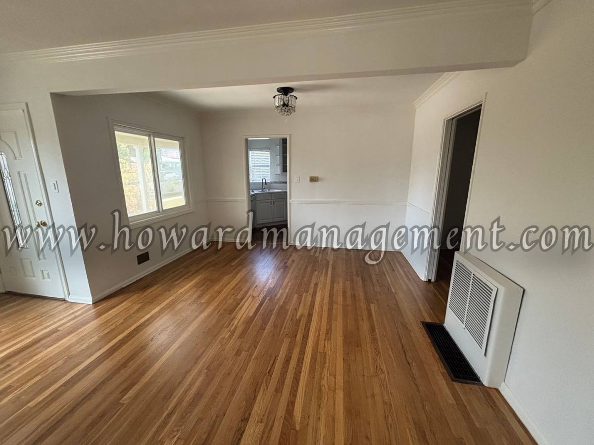 Apartment for rent at 1658 Centinela Ave, Los Angeles, CA 90025