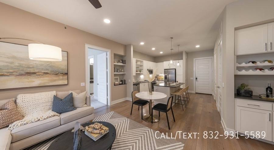 Apartment for rent at 13000 S Kirkwood Rd #AATG2, Stafford, TX 77477