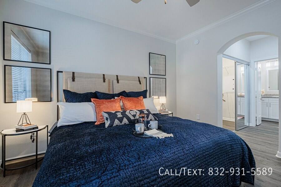 Apartment for rent at 12601 Briar Forest Dr #SNPA, Houston, TX 77077