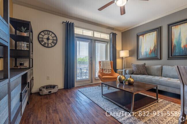 Apartment for rent at 2801 S Bartell Dr #RAMC1, Houston, TX 77054