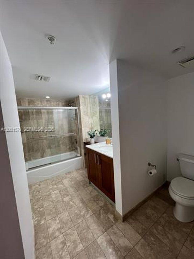 Apartment for rent at 9499 Collins Ave, Miami Beach, FL 33154