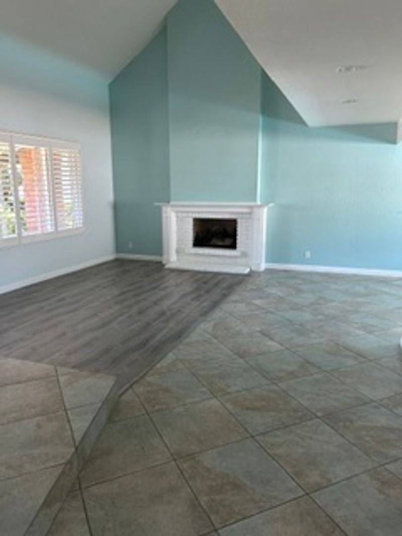 House for rent at 8591 Naples Dr, Huntington Beach, CA 92646