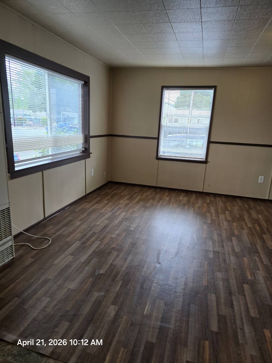 Apartment for rent at 1275 Rogue River Highway 7, Grants Pass, OR 97527