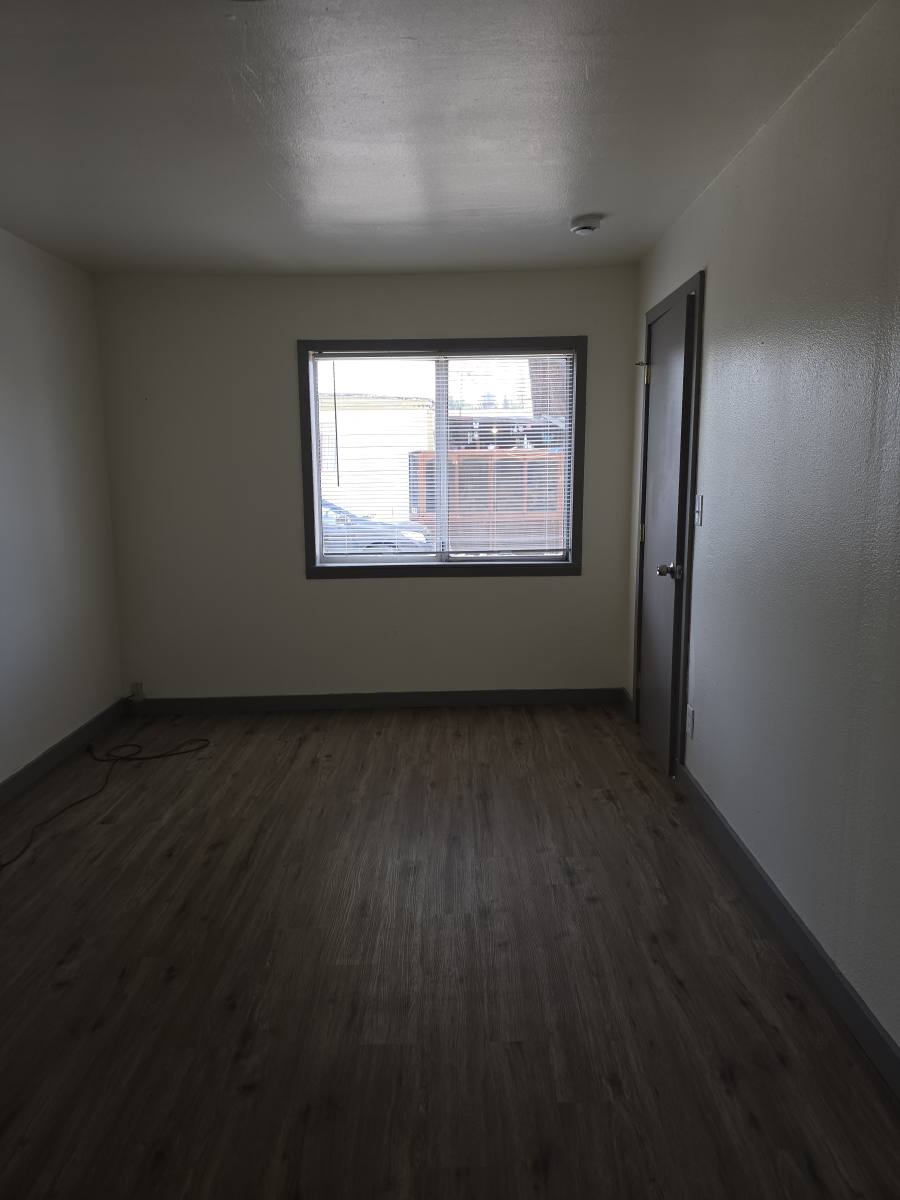 Apartment for rent at 1275 Rogue River Highway 7, Grants Pass, OR 97527