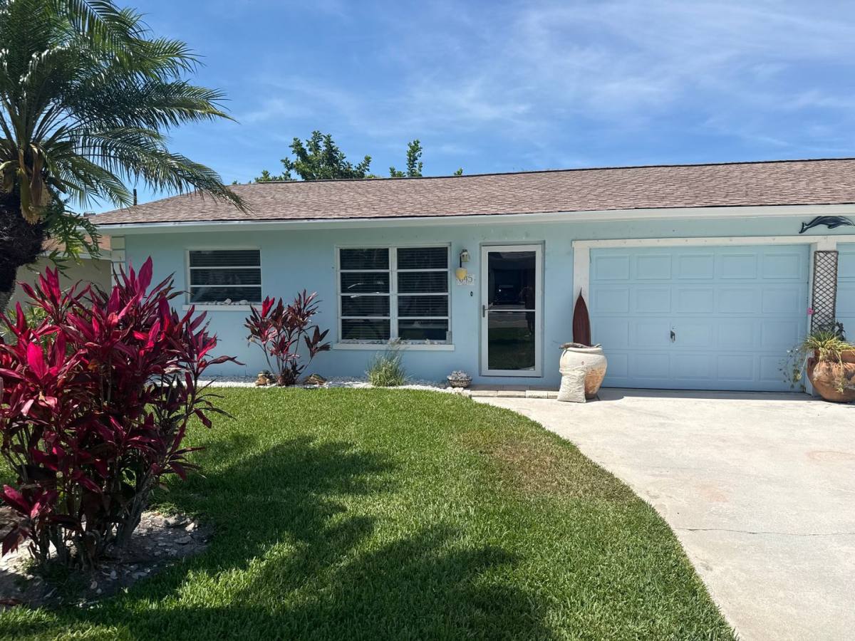 House for rent at 645 95th Ave N, Naples, FL 34108
