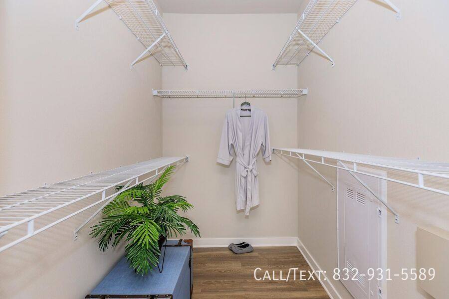Apartment for rent at 1724 Mercantile Parkway #SR2, Katy, TX 77449