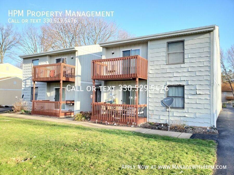 Apartment for rent at 509 Harmon St SW #3, North Canton, OH 44720