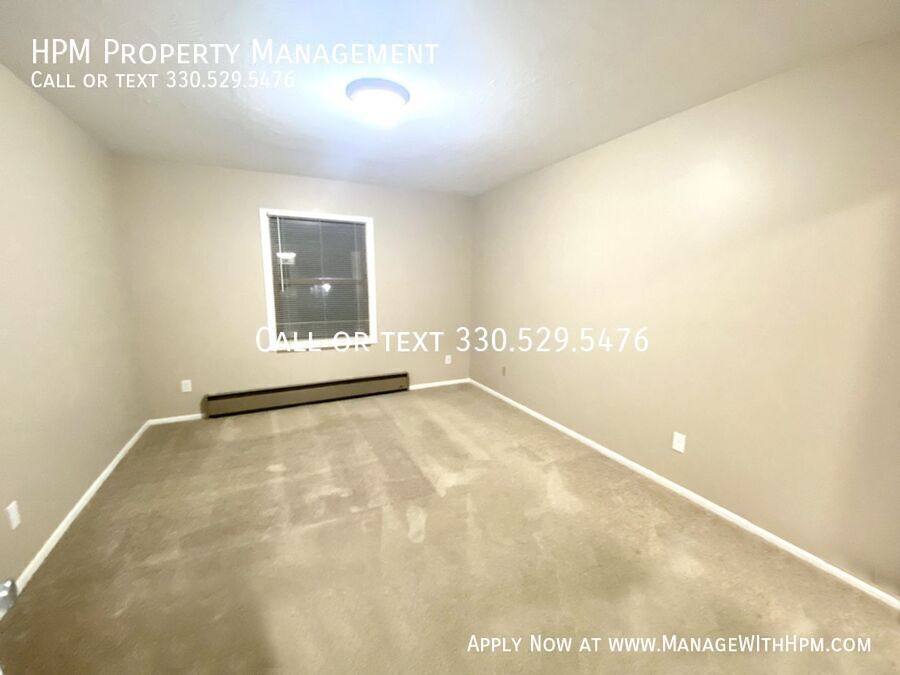 Apartment for rent at 509 Harmon St SW #3, North Canton, OH 44720