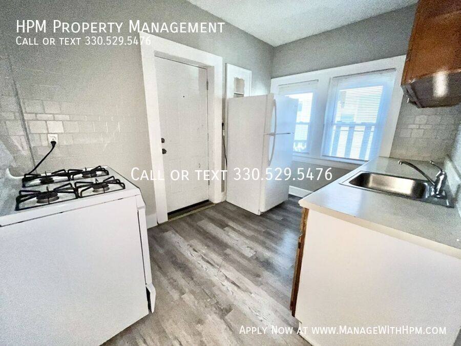 Apartment for rent at 3456 W 117th St #5, Cleveland, OH 44111