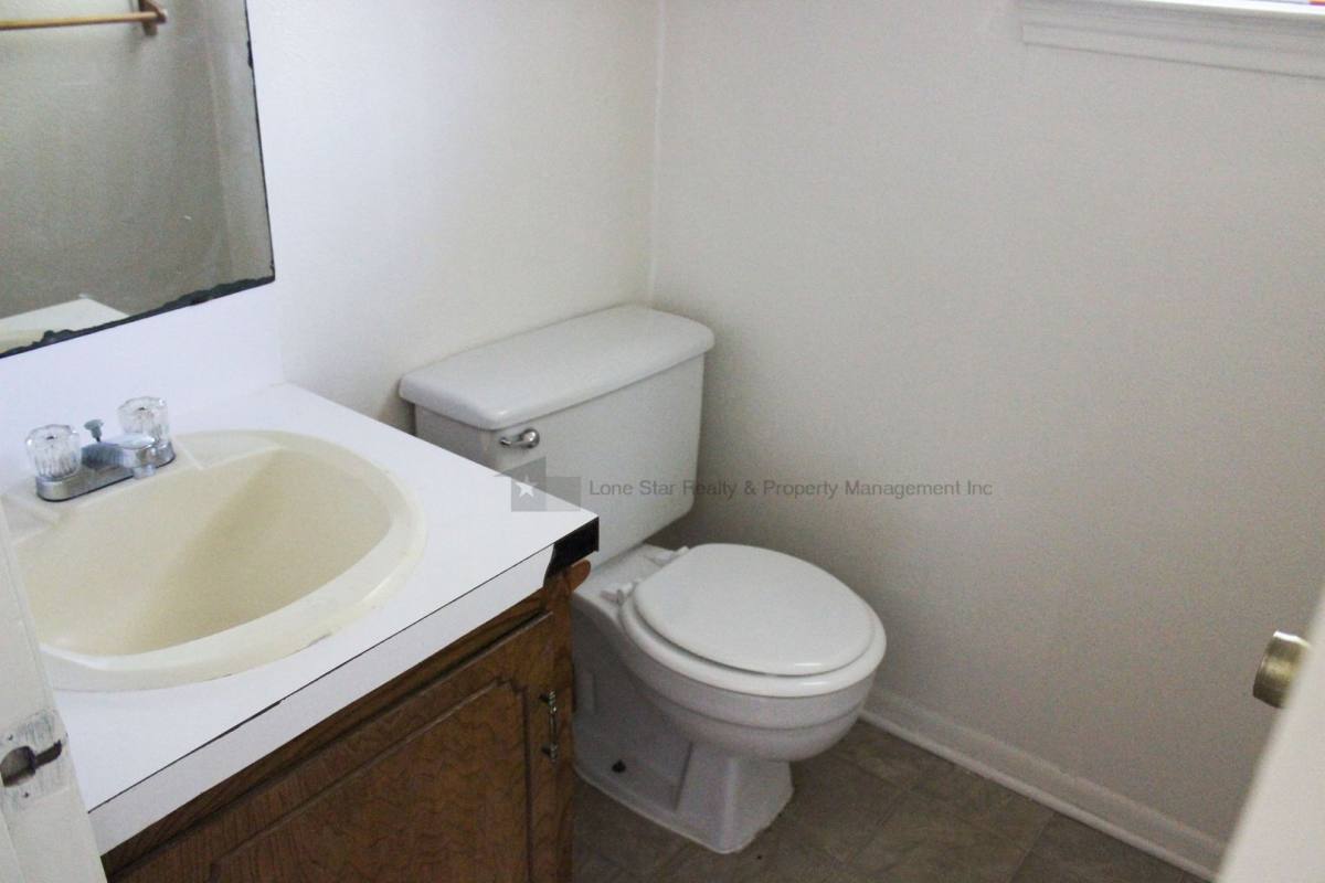 Apartment for rent at 1704 Bundrant Dr, Killeen, TX 76543
