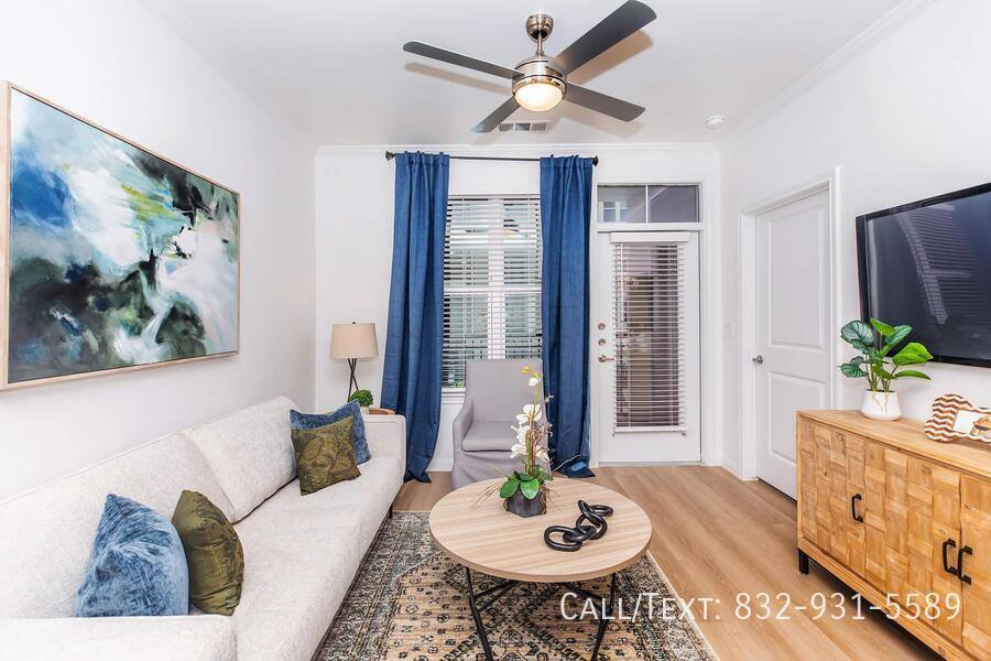 Apartment for rent at 2649 Austin #CL2, Houston, TX 77004
