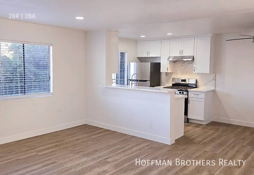 Apartment for rent at 3910 E 11th St #2, Long Beach, CA 90804
