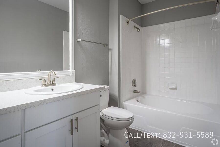 Apartment for rent at 9807 Cypresswood Dr #STB4, Houston, TX 77070