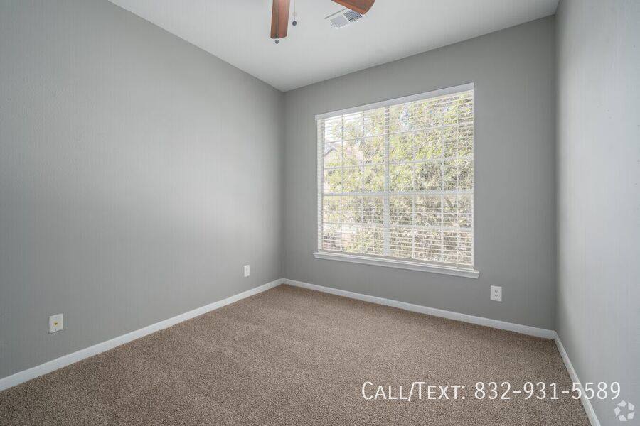 Apartment for rent at 9807 Cypresswood Dr #STB4, Houston, TX 77070