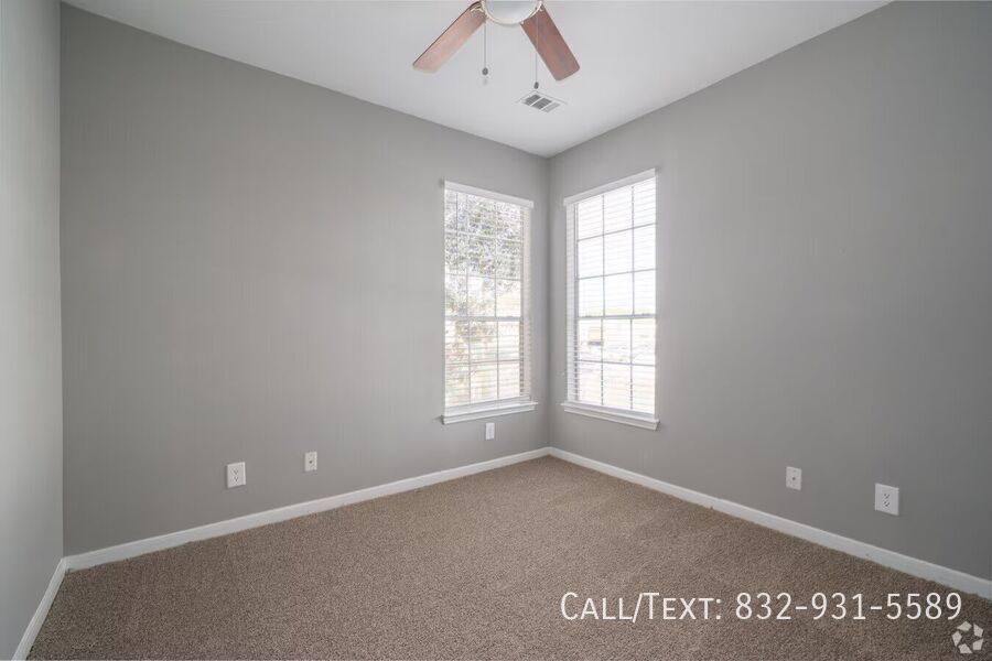 Apartment for rent at 9807 Cypresswood Dr #STB4, Houston, TX 77070