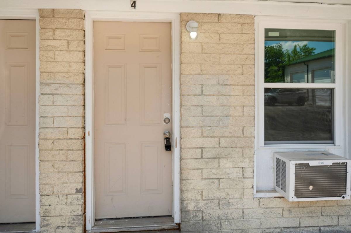 Apartment for rent at 2510 Fort Campbell Blvd, Hopkinsville, KY 42240