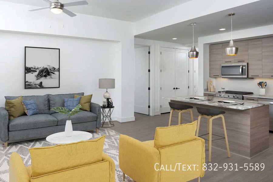 Apartment for rent at 1710 Smith St #CNDN, Houston, TX 77002