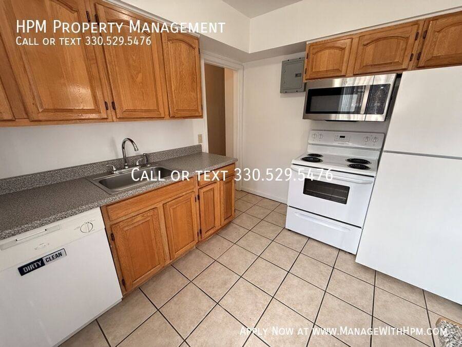 Apartment for rent at 3270 Warrensville Center Rd #F-306, Beachwood, OH 44122